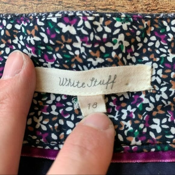 White stuff womens plus size knee length herringbone skirt embroidered flowers - Picture 5 of 9